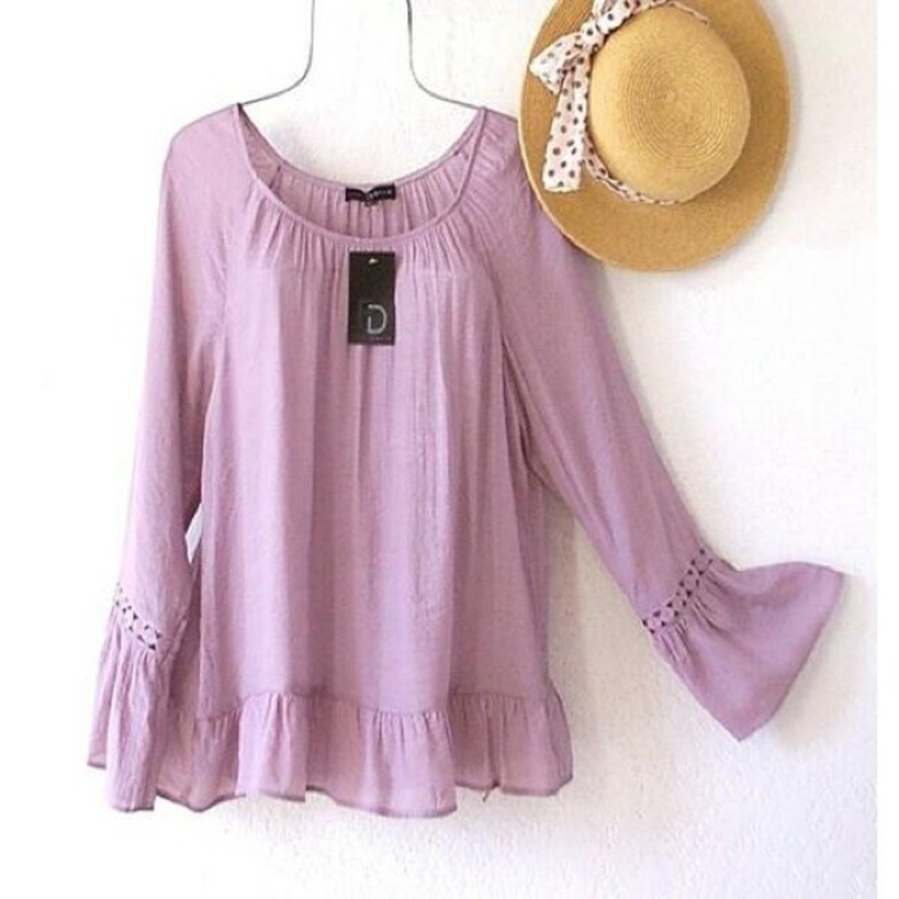 Fred David Lavender Bell Sleeve Open Accents